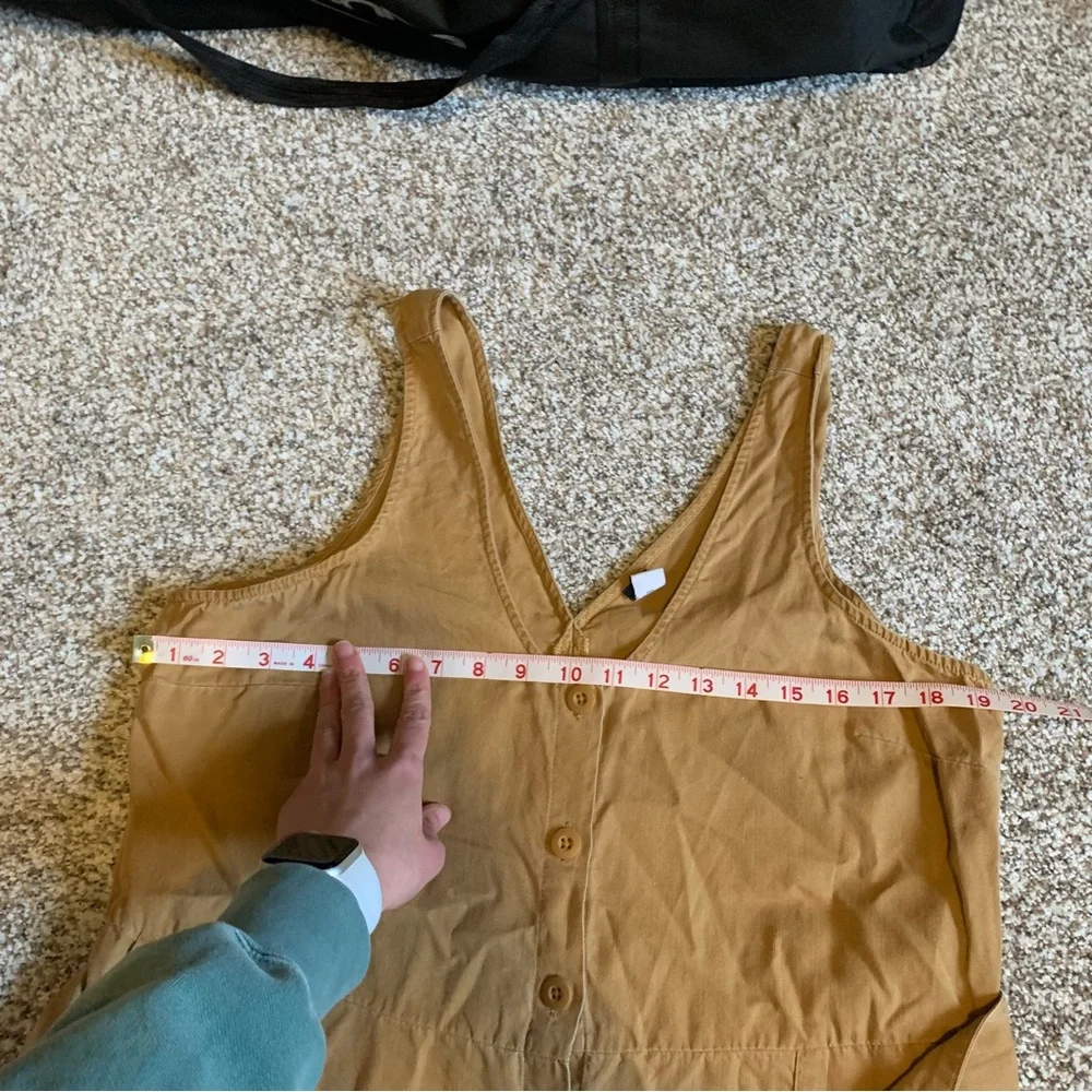 [Old Navy] Wide Leg Tie Waist Jumpsuit - Picture 5 of 9